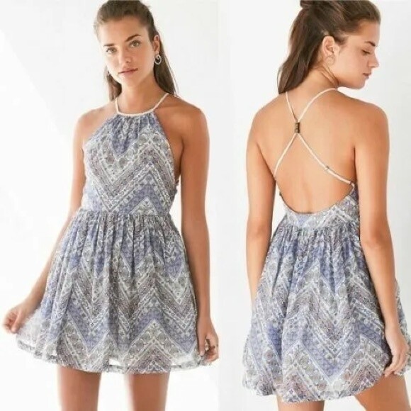 NWOT ECOTÉ 100% COTTON Bonita High-Neck Print Mini Dress Cross Back. Size 10 - Picture 1 of 10